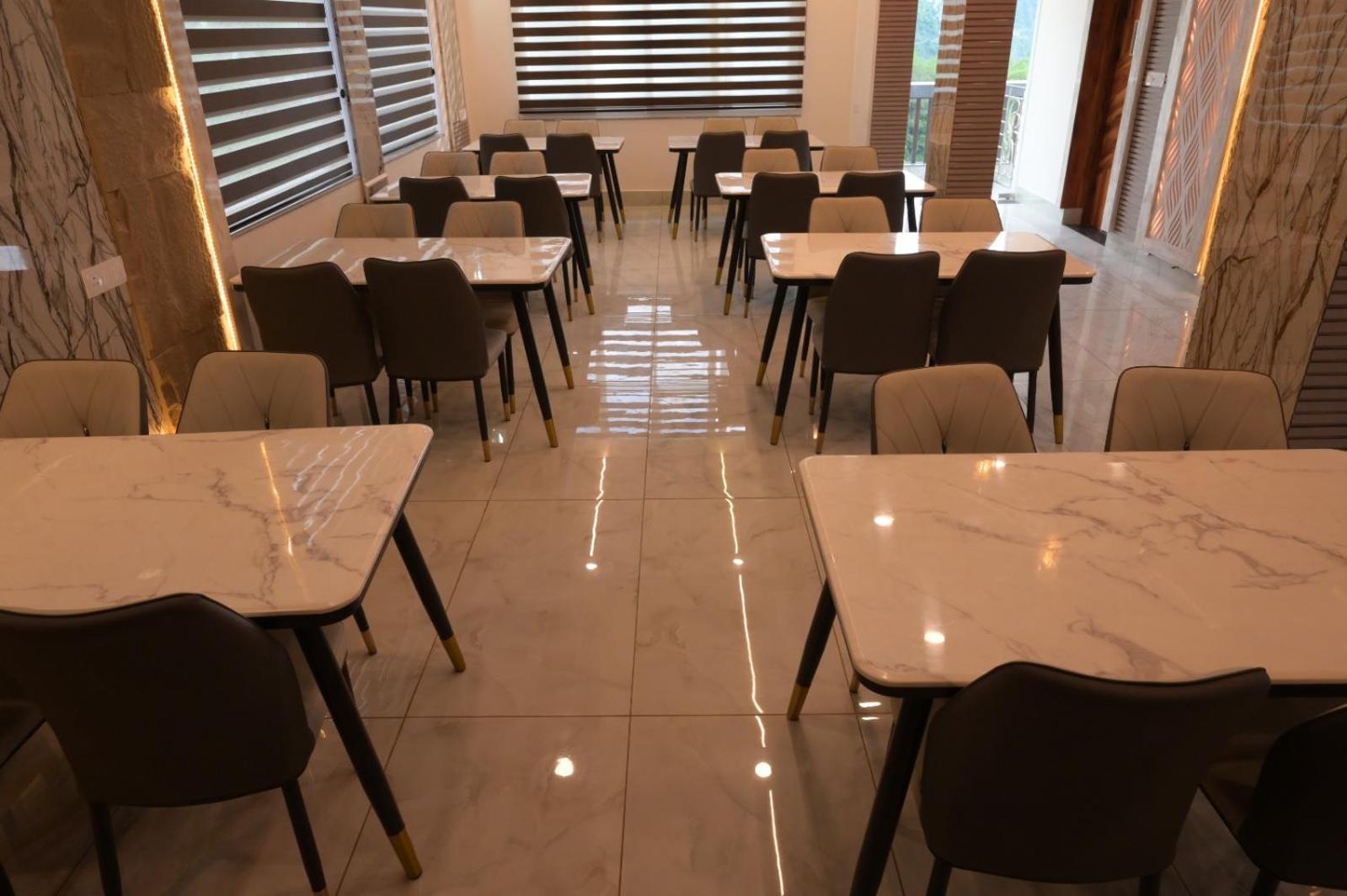 Hotel Udit Inn Rudraprayag Bagian luar foto