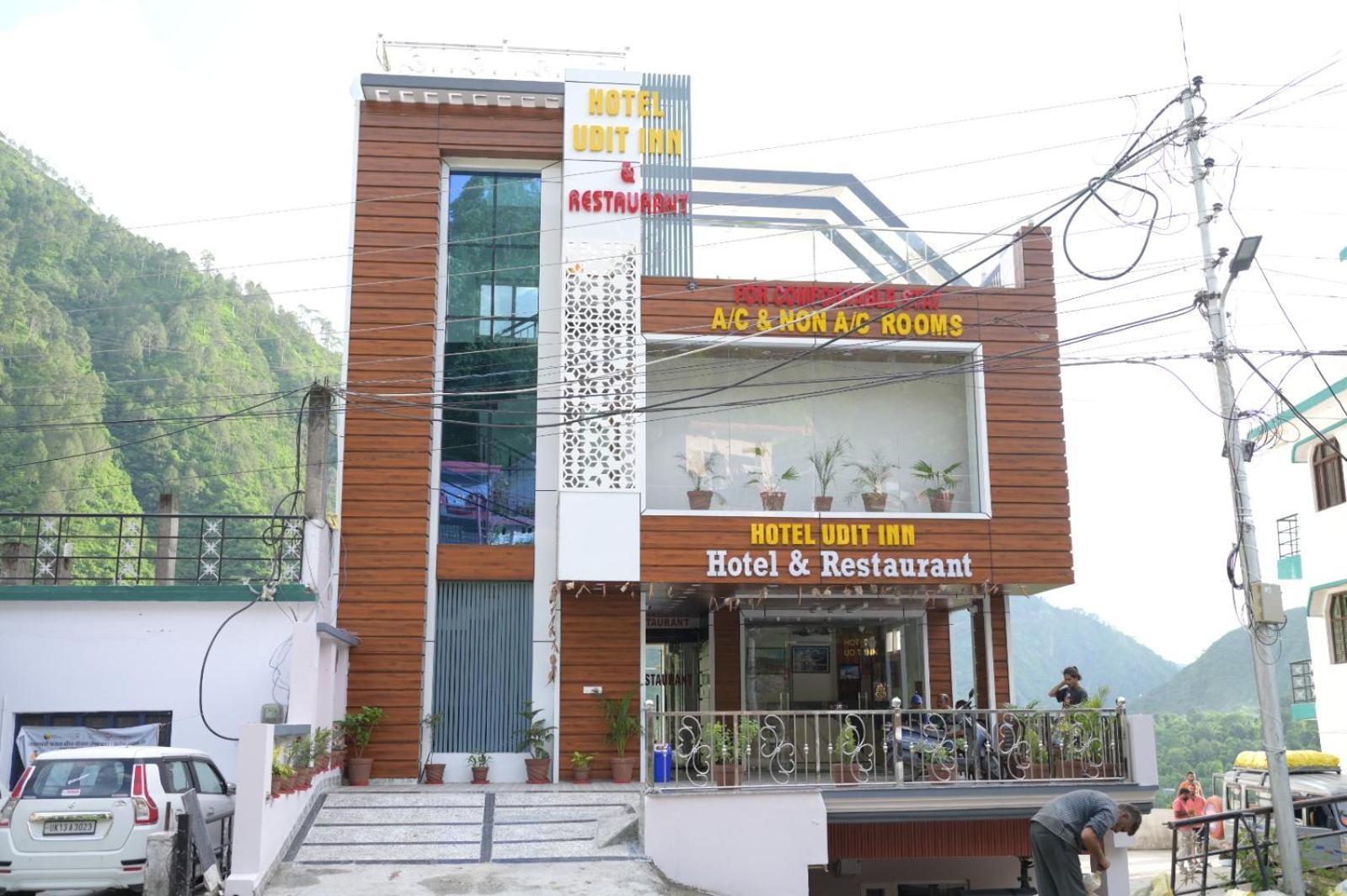 Hotel Udit Inn Rudraprayag Bagian luar foto